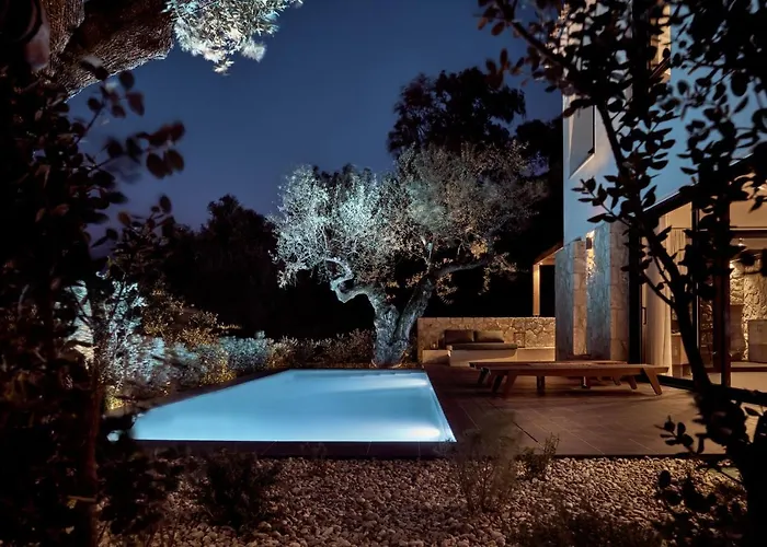 ヴィラ Zayn Luxury Villas, A Serene Escape, By Thinkvilla チィリヴィ